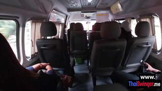 Мал Тајландски бебе fucked во тесна пичка