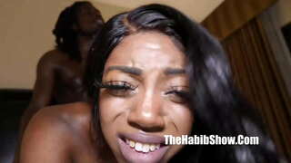 Vidre cooper prim amb un botí petite freak estima cameroncongo bbc