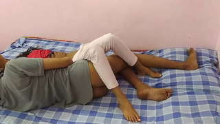 Kolledži Tüdruk Läheb Vastik Munn Musta Pesu