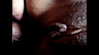 Το μουνί και τον Κώλο