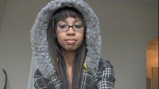 Asiaidd ' n giwt teen footjob