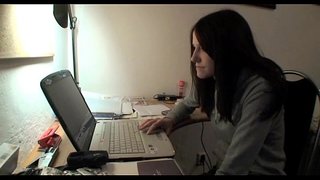 Que la nena s&#039;estén cames obertes