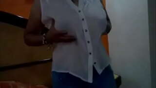 Khi bạn di chuyển ngực của vợ tôi