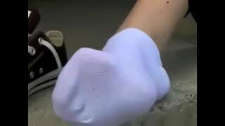 EMILYS SALACH CHUCKS