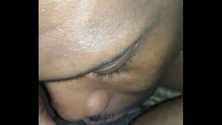 Uzimajući moje pičke lizao