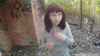 Kurva, Brýle - To je něco nového