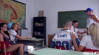 ���ัยรุ่นถเข็น Diore&amp;amp;ชื่อแคทธี้สรวงสวรรค์แบ่งปันครูสอนไอ้นั่นของกับสองคนเหมือนเพื่อนกันในห้องเรียน