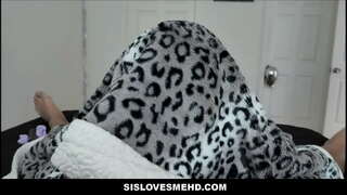 Roztomilý Mladá Blondínka Teen Stepsister Halloween Kurva Za Stepbro POV