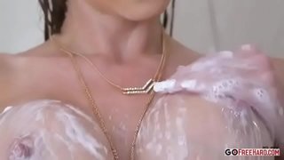 Wat is haar naam pls ?